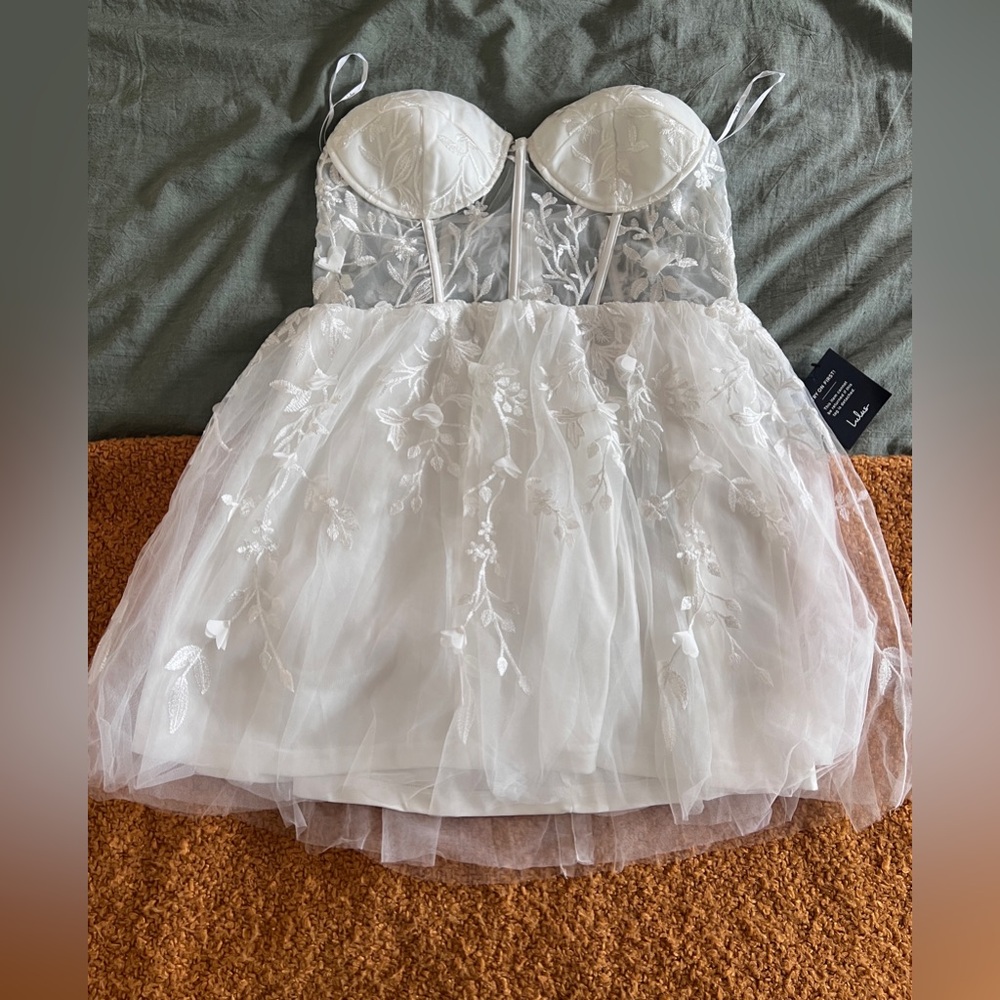 White Floral Lace Women’s Dress for gala party